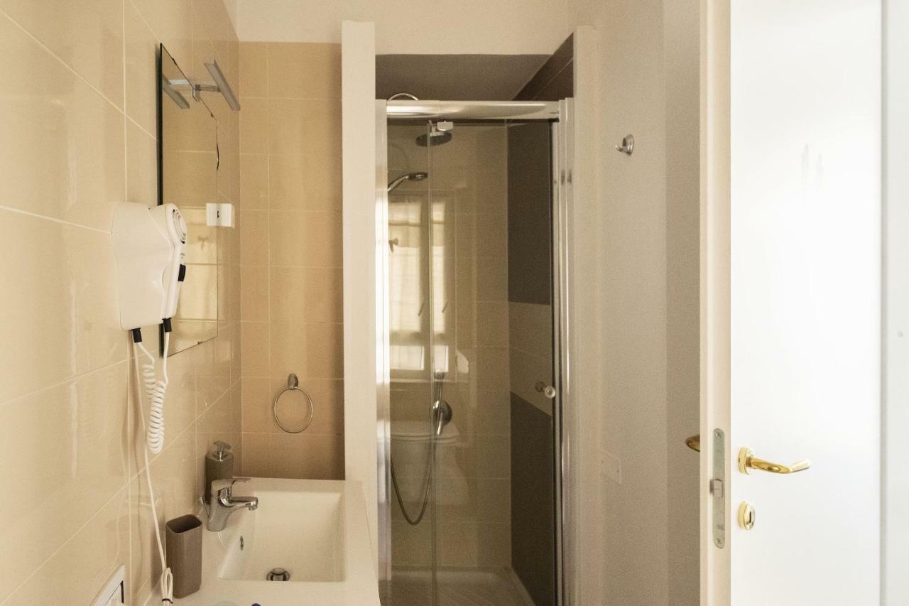 A Casa Di Giulia Hotel Naples Luaran gambar